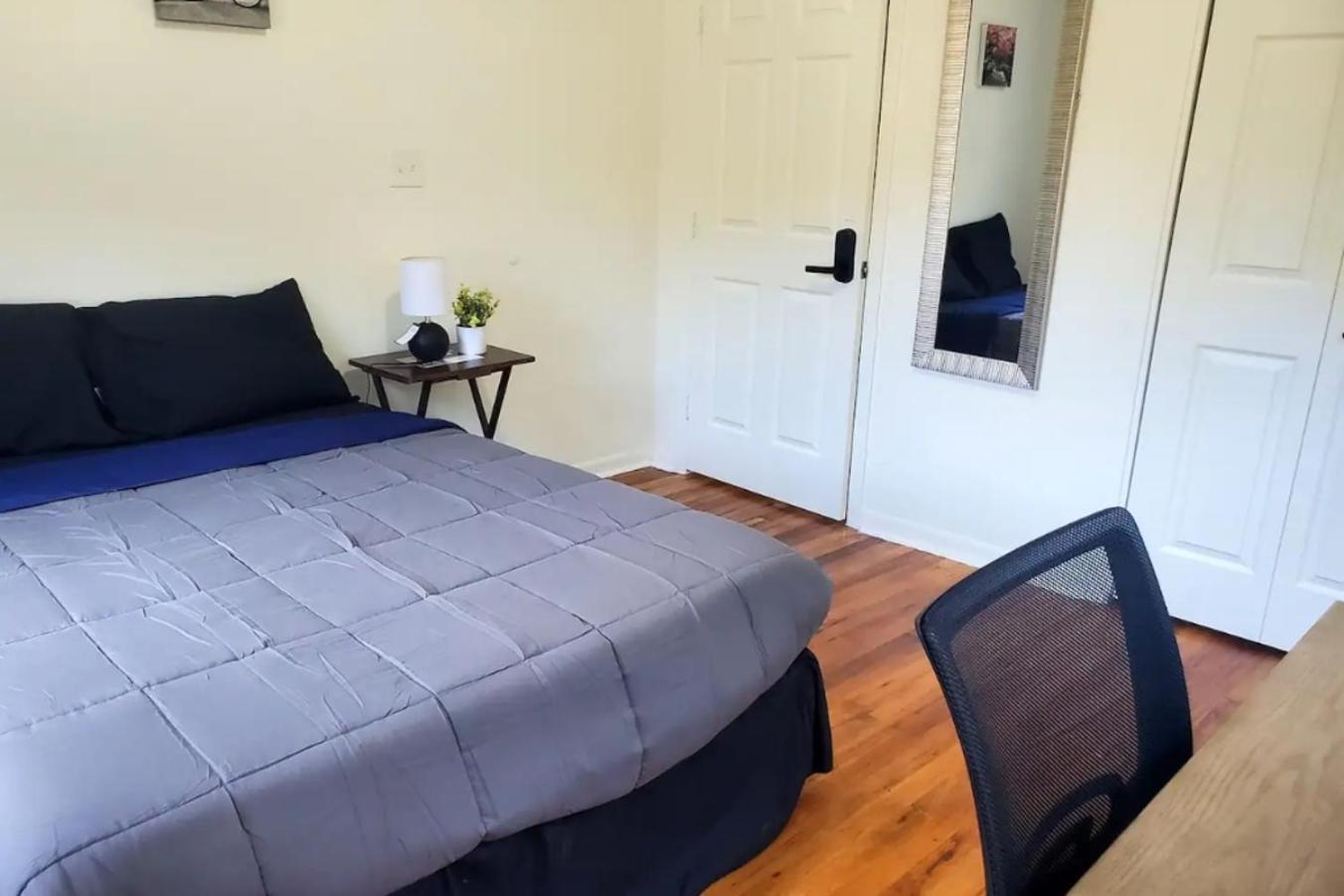 Comfortable Near Downtown & At&t Center *