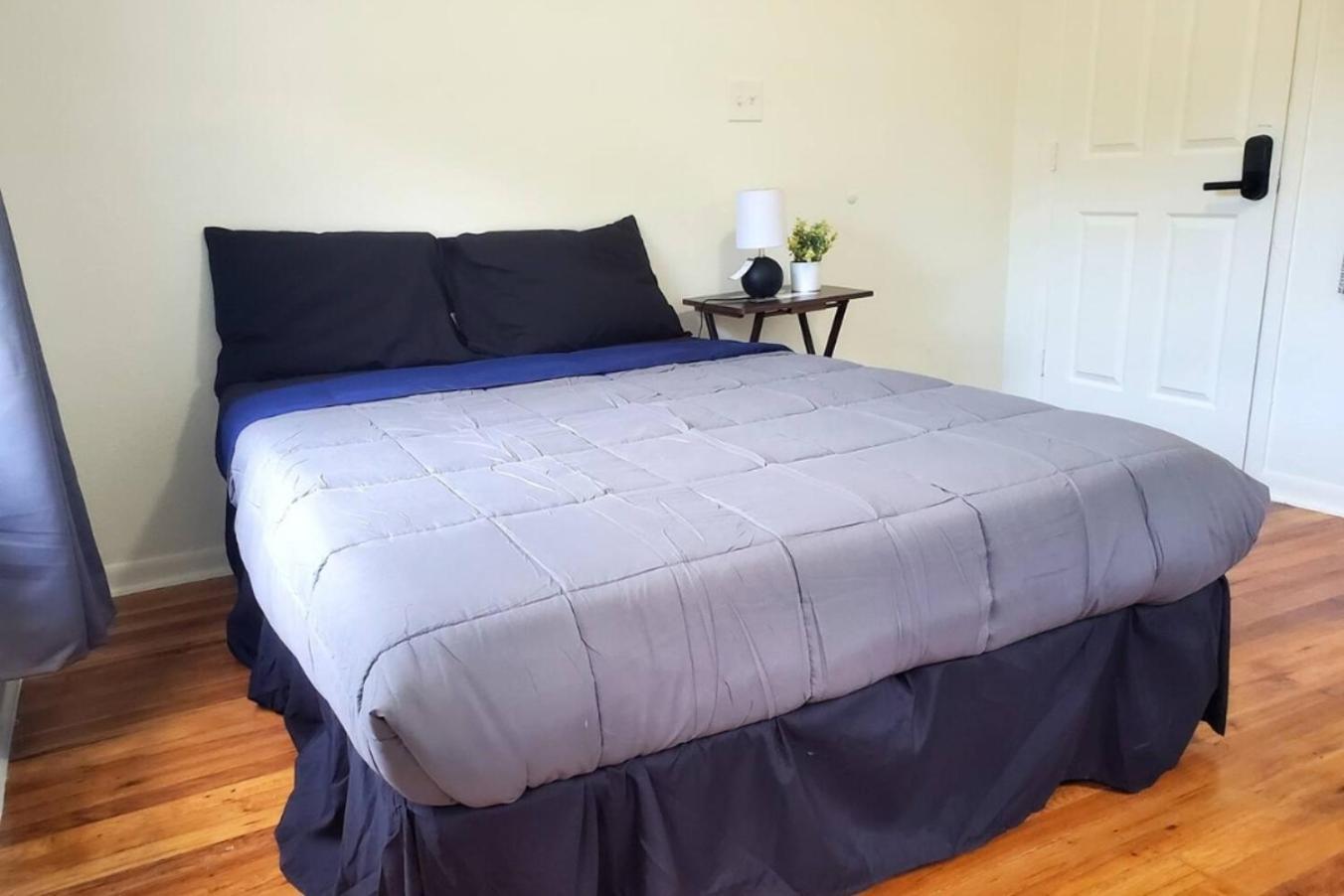 Comfortable Near Downtown & At&t Center * San Antonio