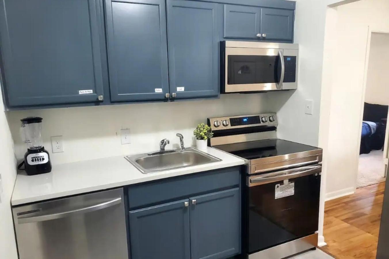 Comfortable Near Downtown & At&t Center Holiday home