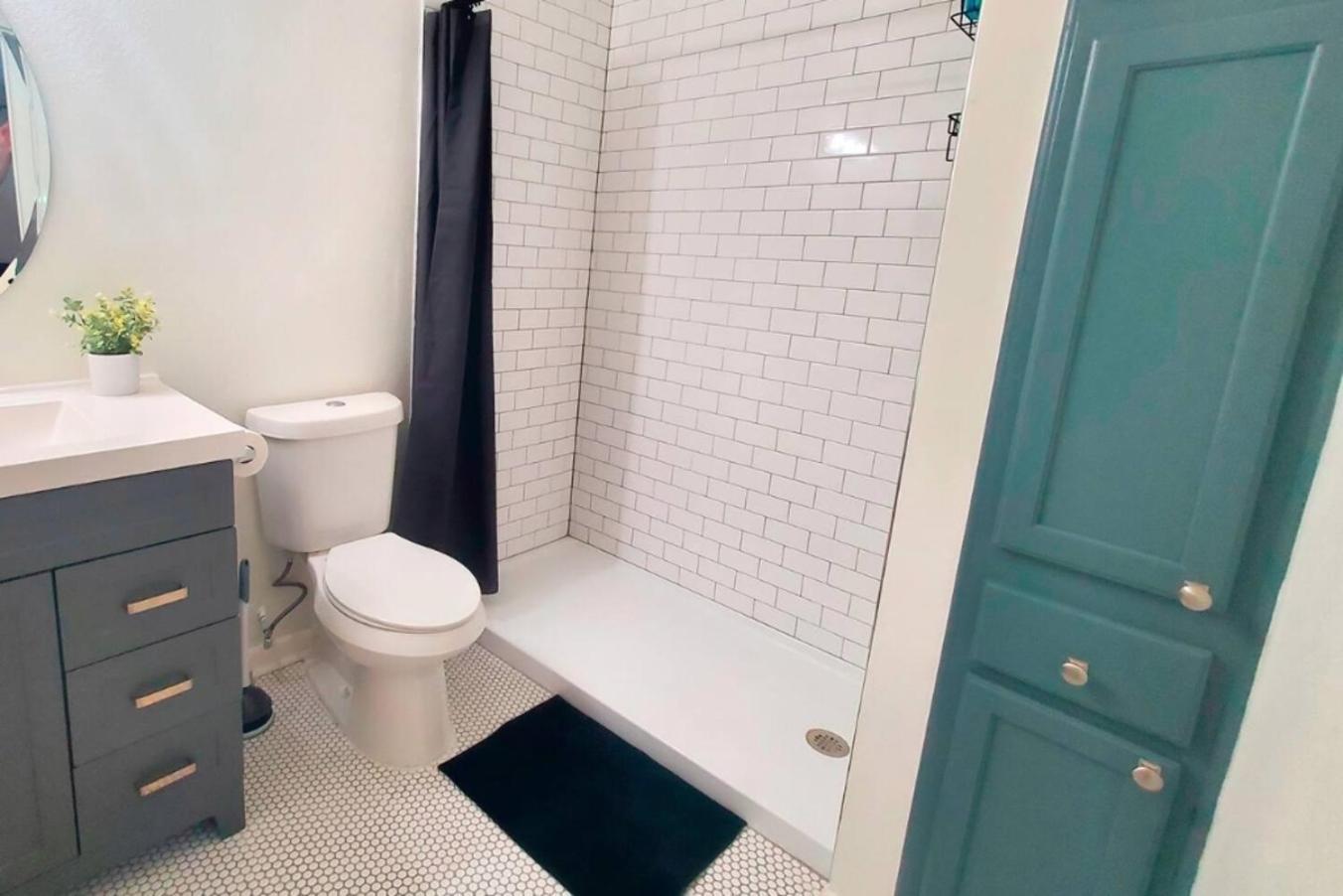 Comfortable Near Downtown & At&t Center Holiday home